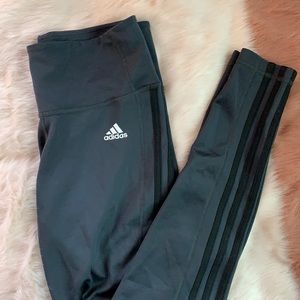 Adidas medium size leggings